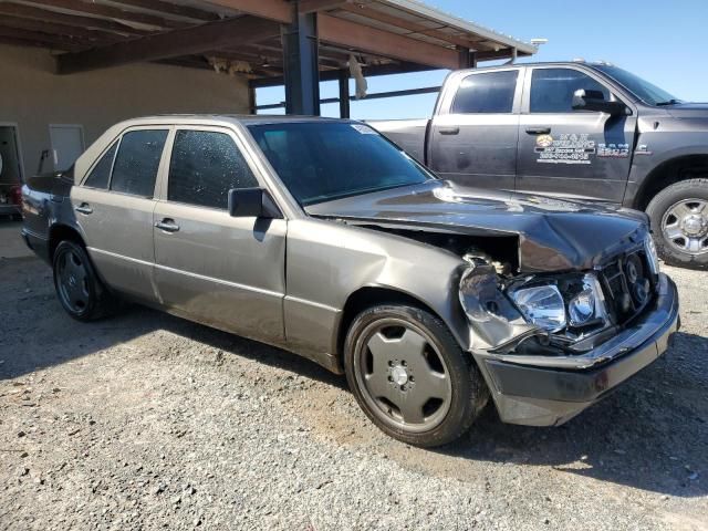 1992 Mercedes-Benz 300 E 2.6