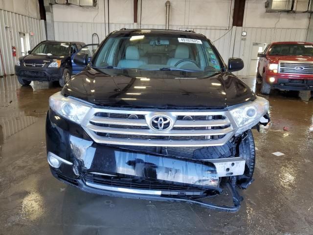 2013 Toyota Highlander Base