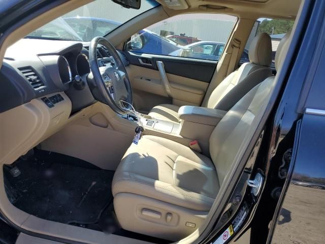 2013 Toyota Highlander Base