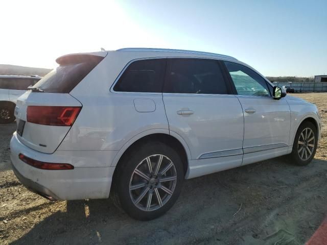 2019 Audi Q7 Premium Plus