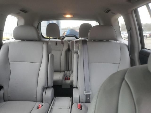 2011 Toyota Highlander Base