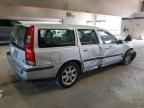 2004 Volvo V70 FWD