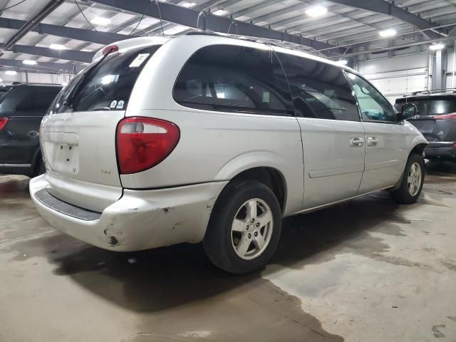 2005 Dodge Grand Caravan SXT