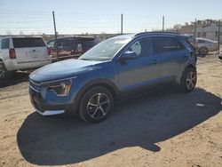 Carros salvage a la venta en subasta: 2024 KIA Niro EX