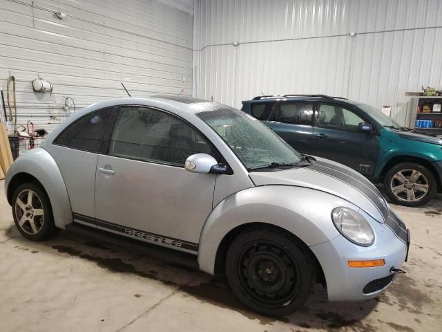 2009 Volkswagen New Beetle S