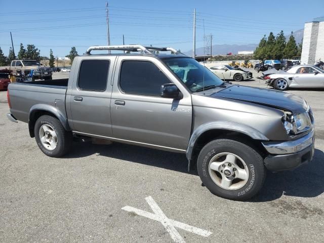 2000 Nissan Frontier Crew Cab XE