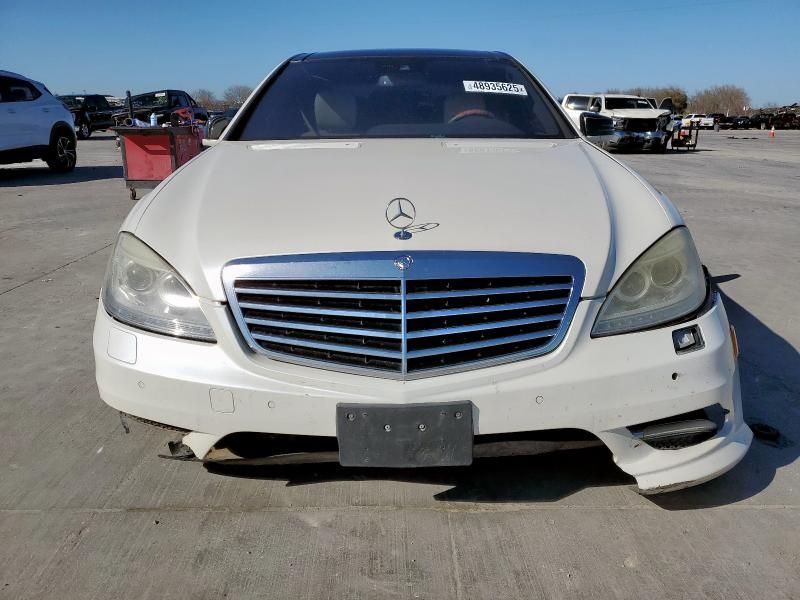 2011 Mercedes-Benz S 550