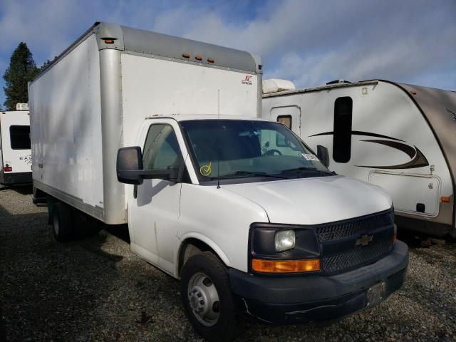 2016 Chevrolet Express G3500 BOX Truck