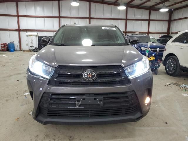 2018 Toyota Highlander SE