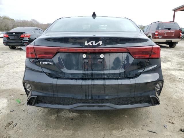 2024 KIA Forte LX