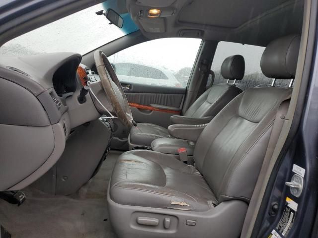 2007 Toyota Sienna XLE