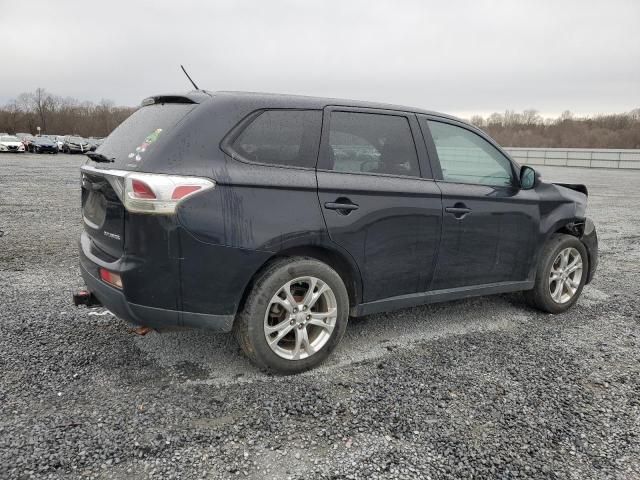 2014 Mitsubishi Outlander SE