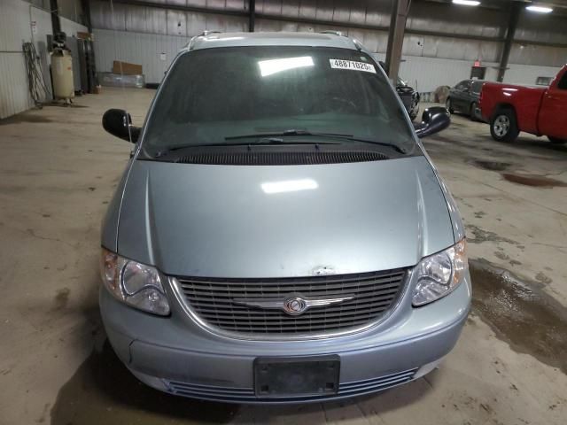 2004 Chrysler Town & Country Limited