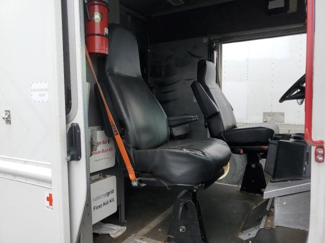 2016 Freightliner MT45 Service Truck