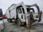 2010 Peterbilt 320