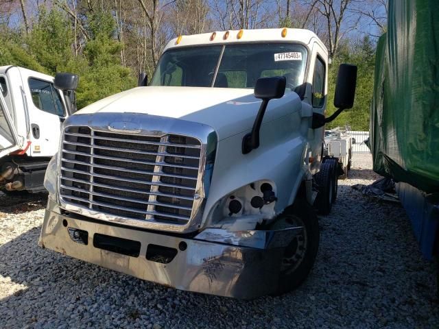 2014 Freightliner Cascadia 125