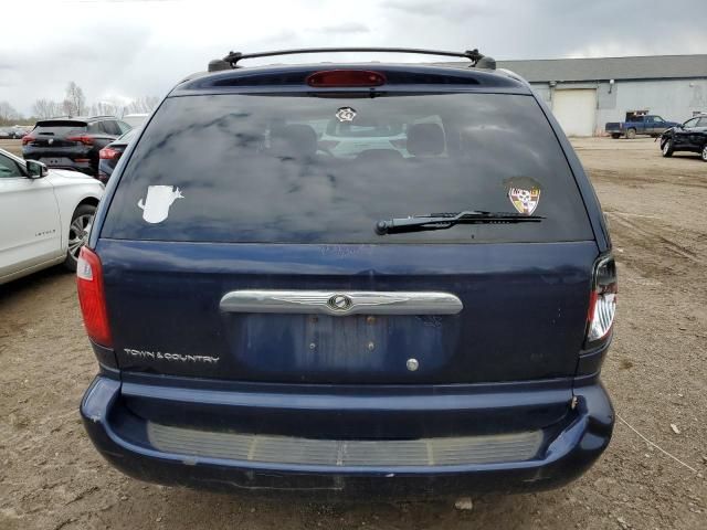 2005 Chrysler Town & Country