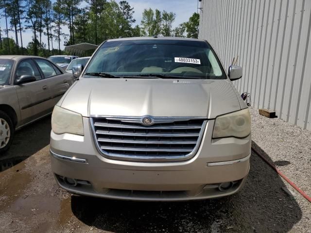 2008 Chrysler Town & Country Limited