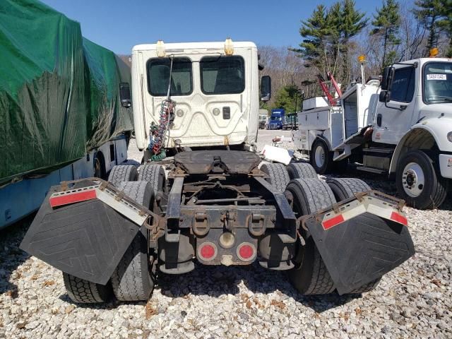 2014 Freightliner Cascadia 125