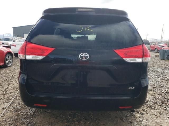 2012 Toyota Sienna XLE