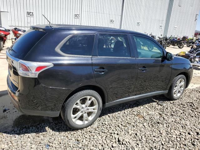 2014 Mitsubishi Outlander SE