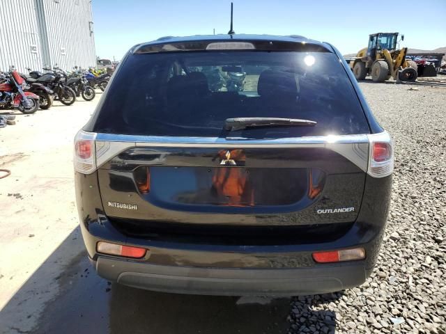 2014 Mitsubishi Outlander SE