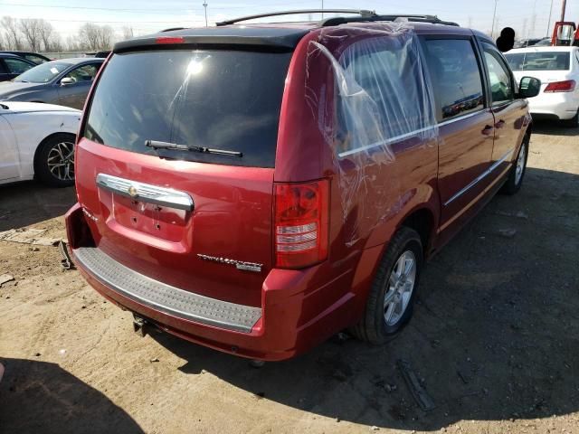 2010 Chrysler Town & Country Touring