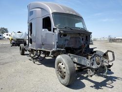 Salvage cars for sale from Copart Bakersfield, CA: 2015 Kenworth Construction T680