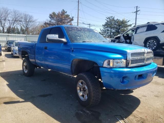 1999 Dodge RAM 2500