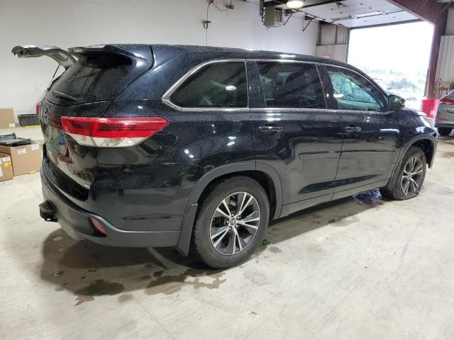 2018 Toyota Highlander LE