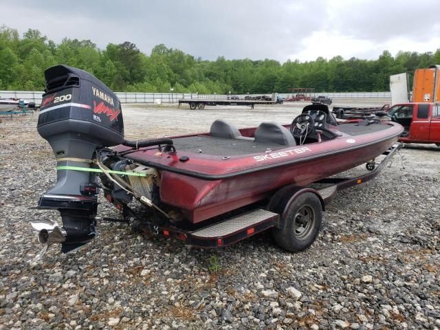 2004 Skeeter Boat