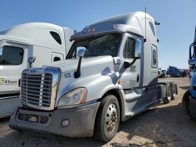 2013 Freightliner Cascadia 125