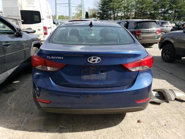 2015 Hyundai Elantra SE