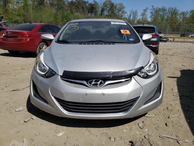 2016 Hyundai Elantra SE