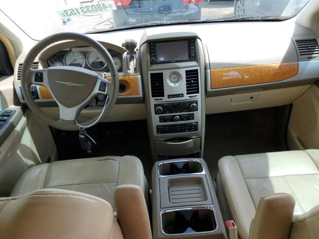 2008 Chrysler Town & Country Limited