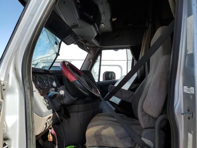 2013 Freightliner Cascadia 125