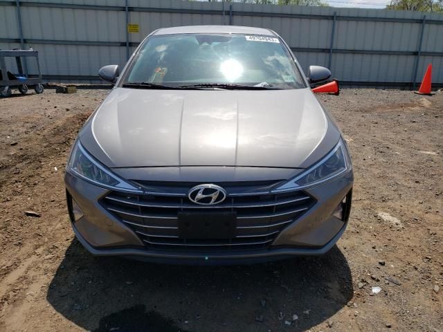 2020 Hyundai Elantra SE