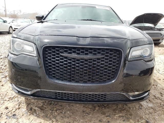 2015 Chrysler 300 S