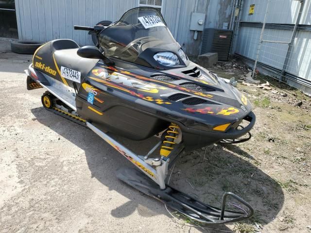 2002 Skidoo MXZ