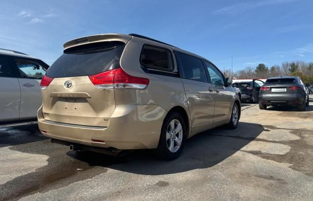 2012 Toyota Sienna LE