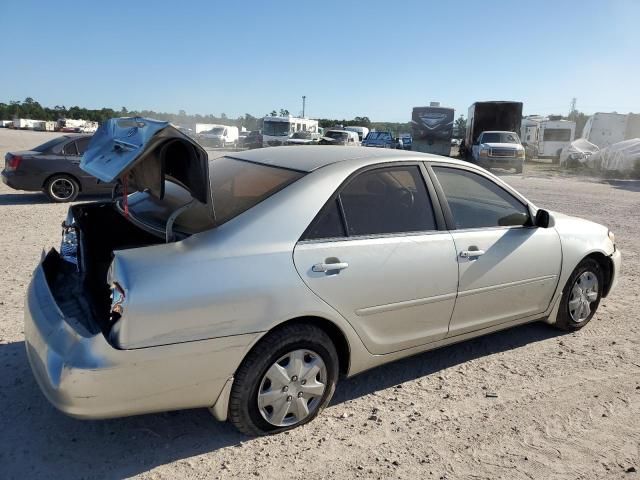 2004 Toyota Camry LE