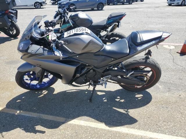 2016 Yamaha YZFR3