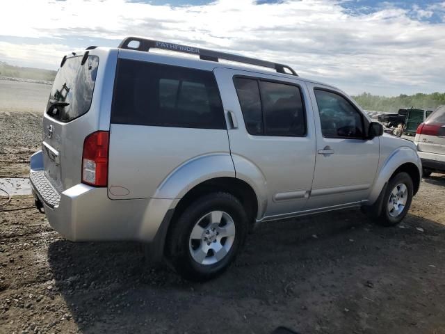 2006 Nissan Pathfinder LE