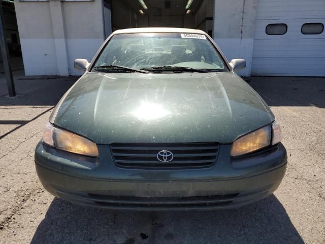 1999 Toyota Camry LE