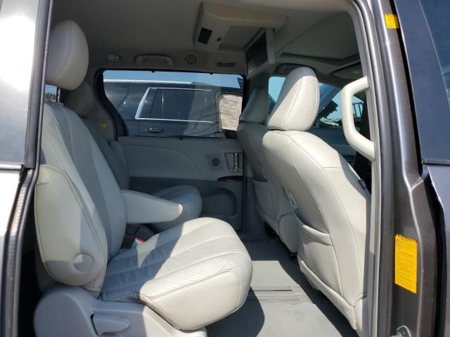 2011 Toyota Sienna XLE