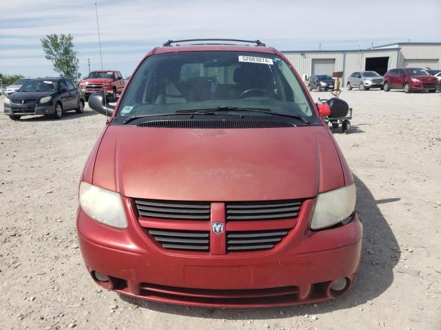 2005 Dodge Grand Caravan SXT