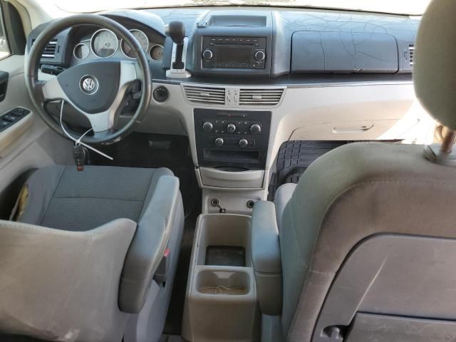 2010 Volkswagen Routan S