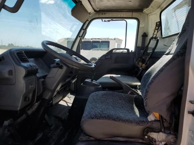 2004 Isuzu NPR