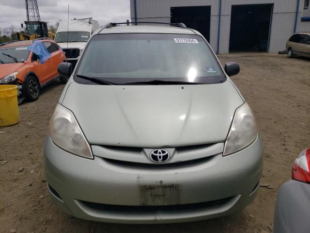 2009 Toyota Sienna CE