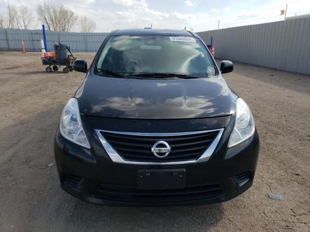 2013 Nissan Versa S